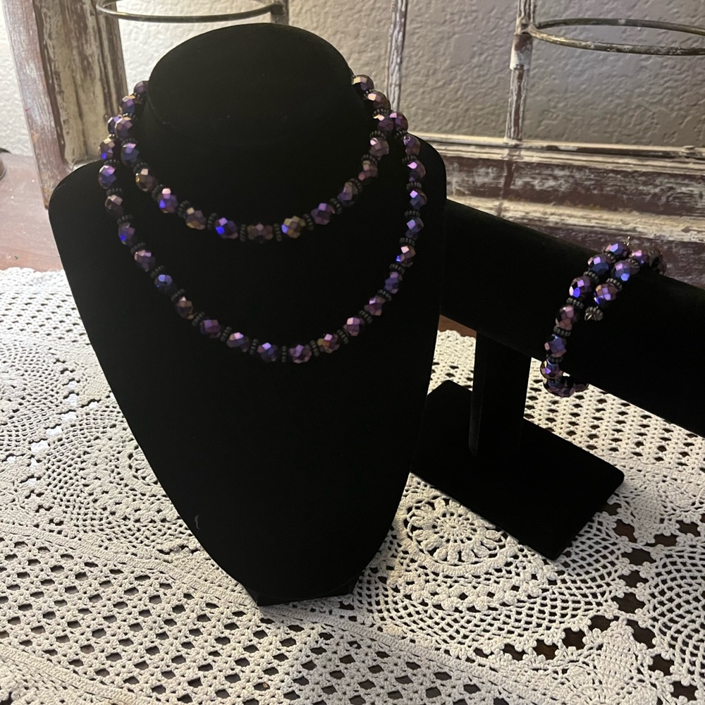Necklace Glass Beads ,Wine Color With Matching Bracelet, length  28 in…